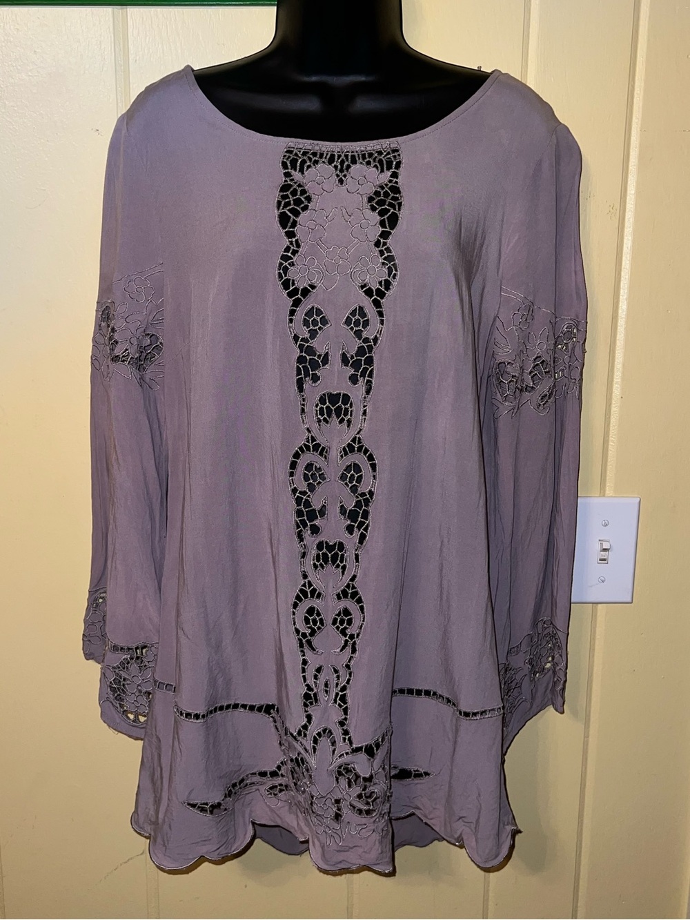 Kori Crochet Lace Bell Sleeve Embroidered Tunic Mauve Romantic Boho Size L - Picture 3 of 9
